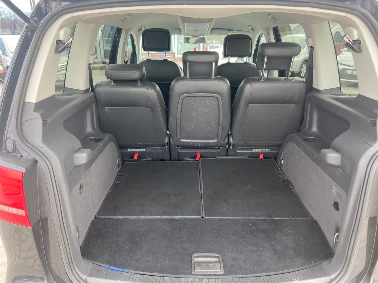 Volkswagen Touran 2015 — Миниатюра 20