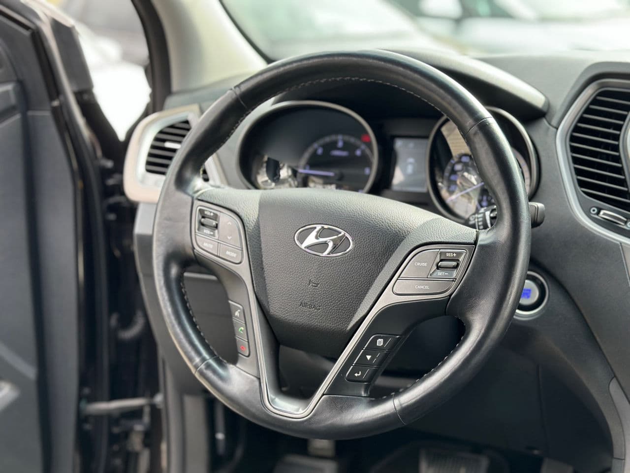 Hyundai Grand Santa Fe 2016 — Миниатюра 7