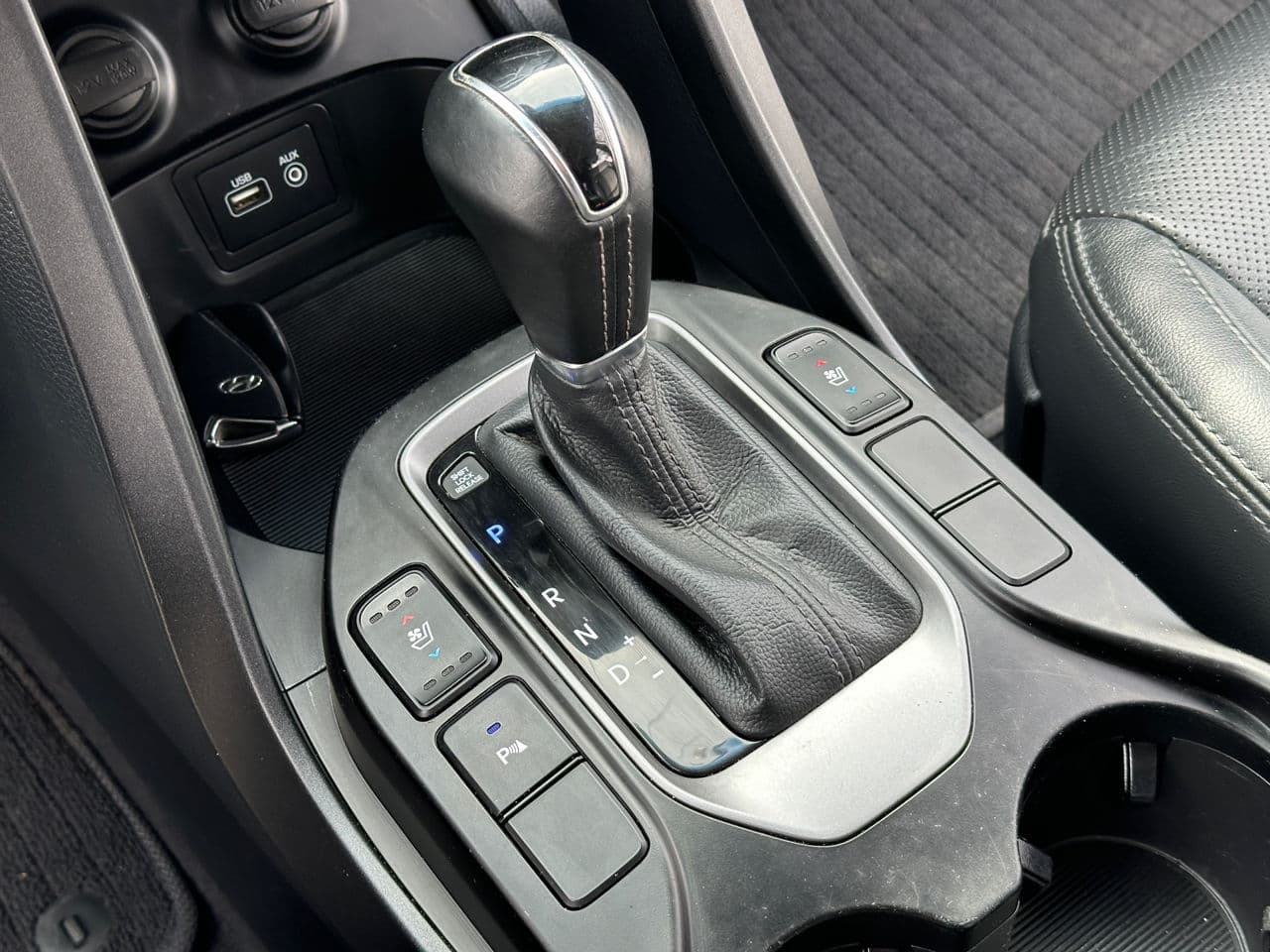 Hyundai Grand Santa Fe 2016 — Миниатюра 11