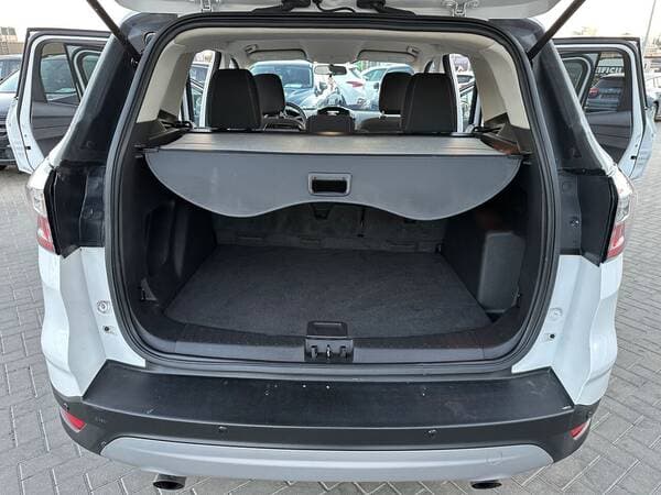 2018 Ford Escape — Miniatură 18