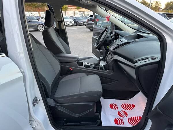 2018 Ford Escape — Miniatură 5