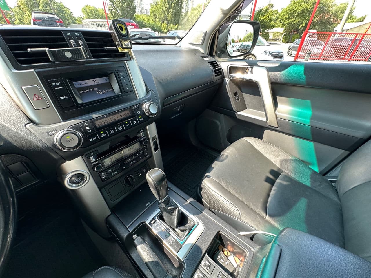 Toyota Land Cruiser Prado 2012 — Миниатюра 12