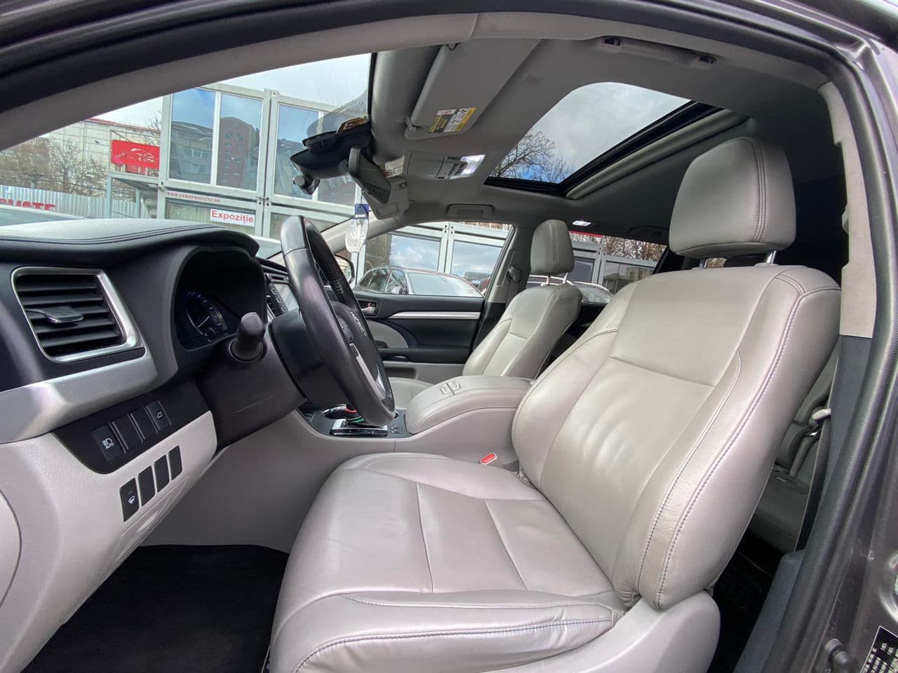 Toyota Highlander 2019 — Миниатюра 9
