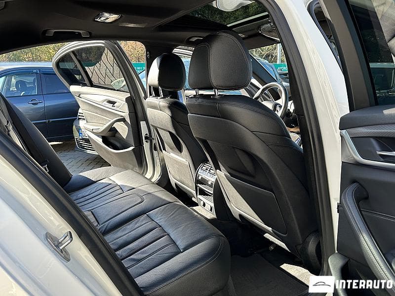 BMW 520 2018 — Миниатюра 23