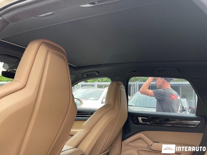 Porsche Cayenne 2019 — Миниатюра 10