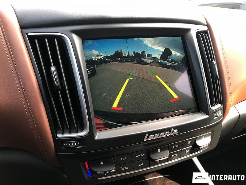 2017 Maserati Levante — Miniatură 5