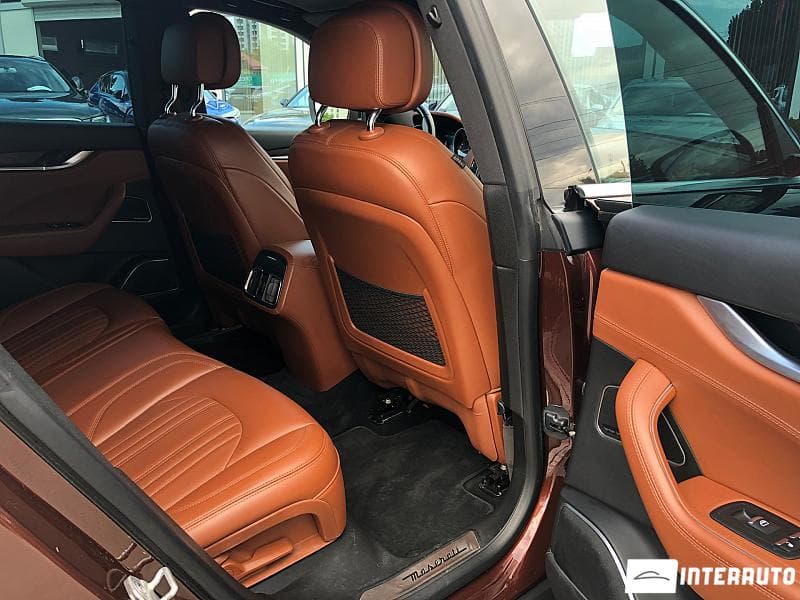 2017 Maserati Levante — Miniatură 17