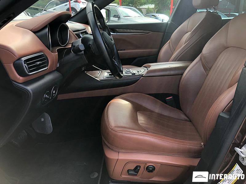 2017 Maserati Levante — Miniatură 8