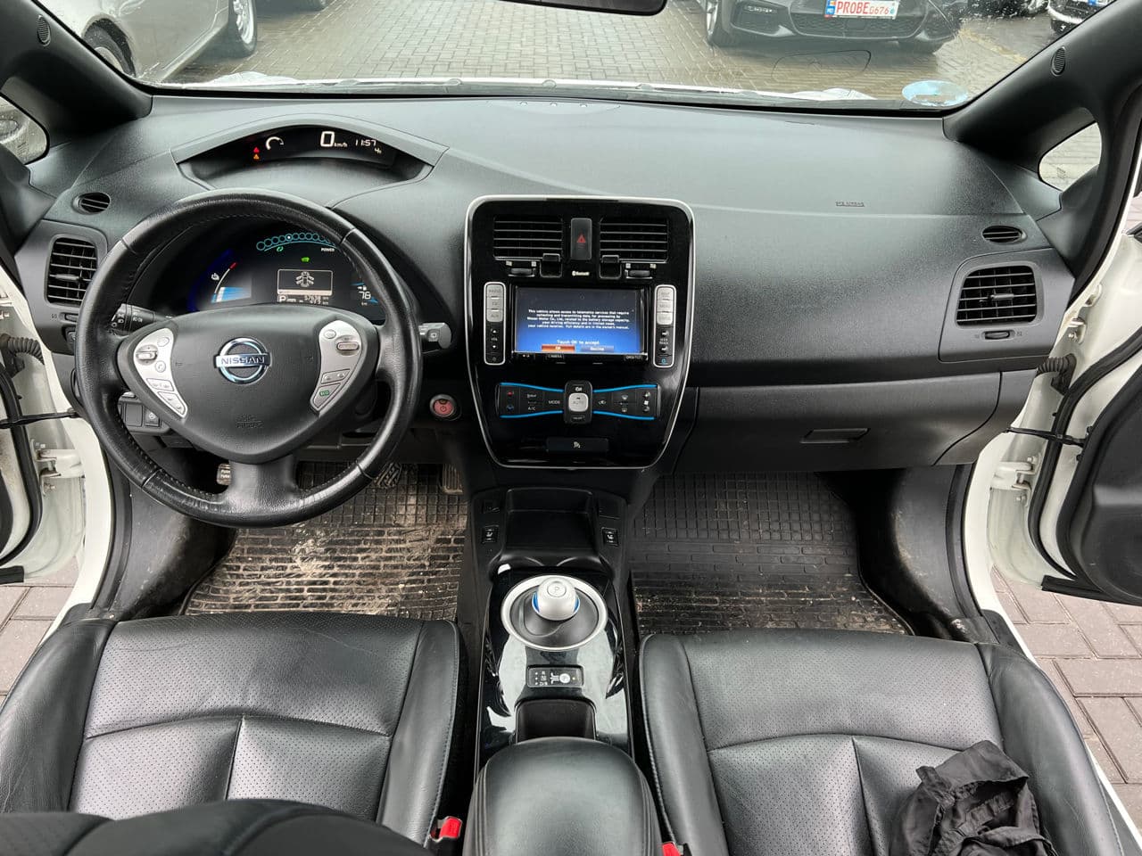 Nissan Leaf 2017 — Миниатюра 9