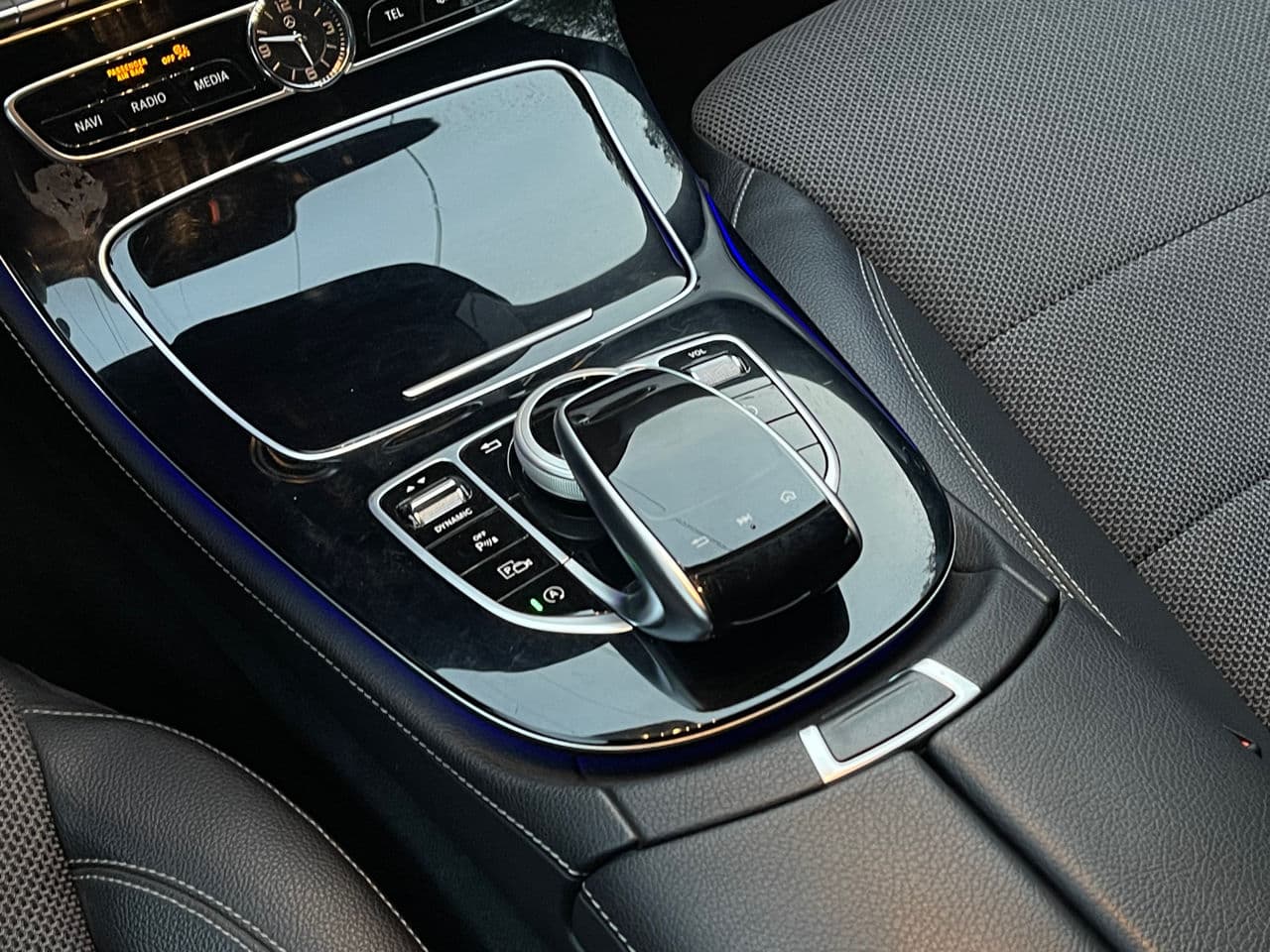 Mercedes E 200 2018 — Миниатюра 14