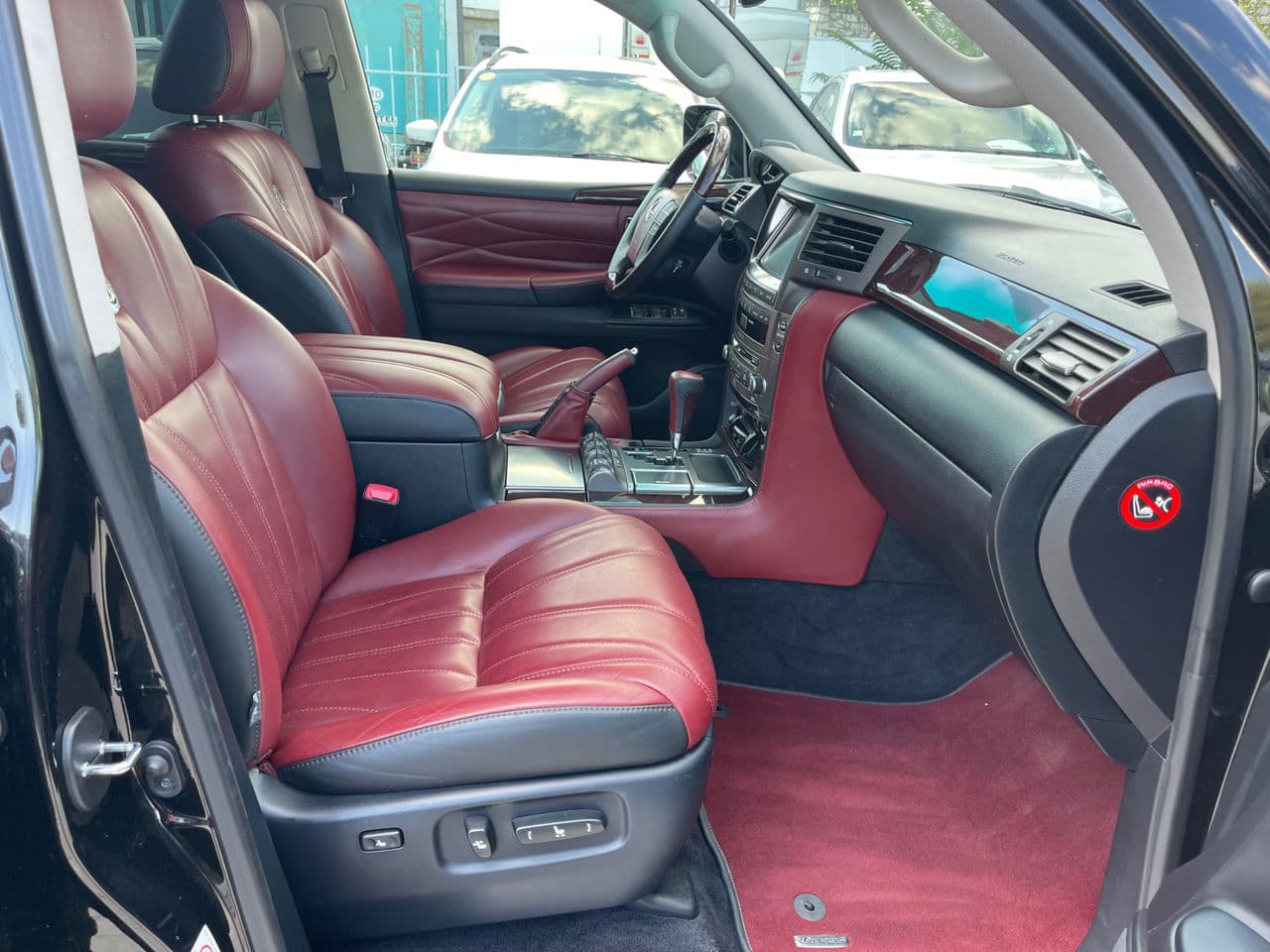 Lexus LX 570 2011 — Миниатюра 6