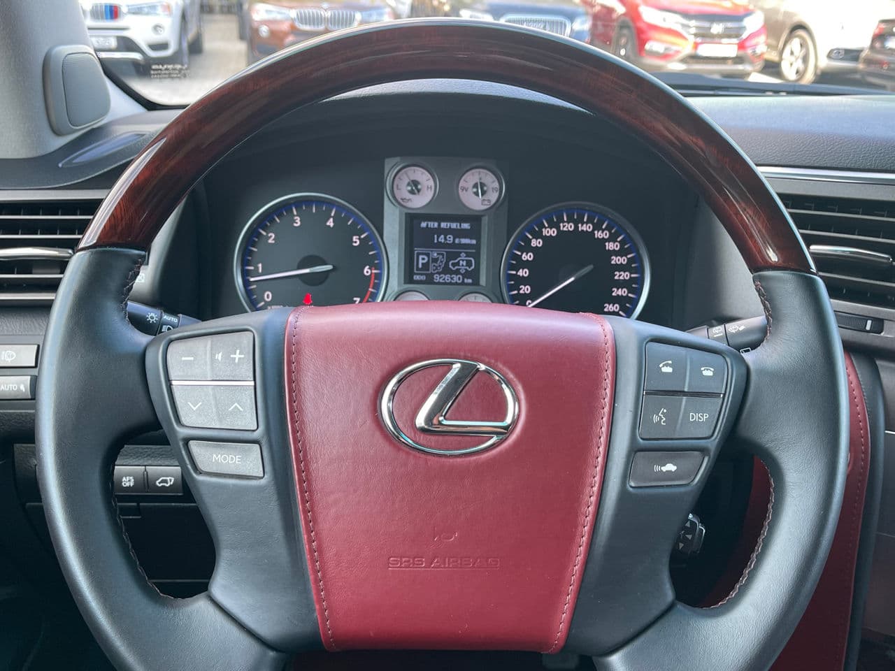 Lexus LX 570 2011 — Миниатюра 8
