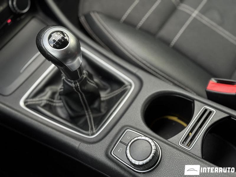 Mercedes GLA 180 2015 — Миниатюра 15