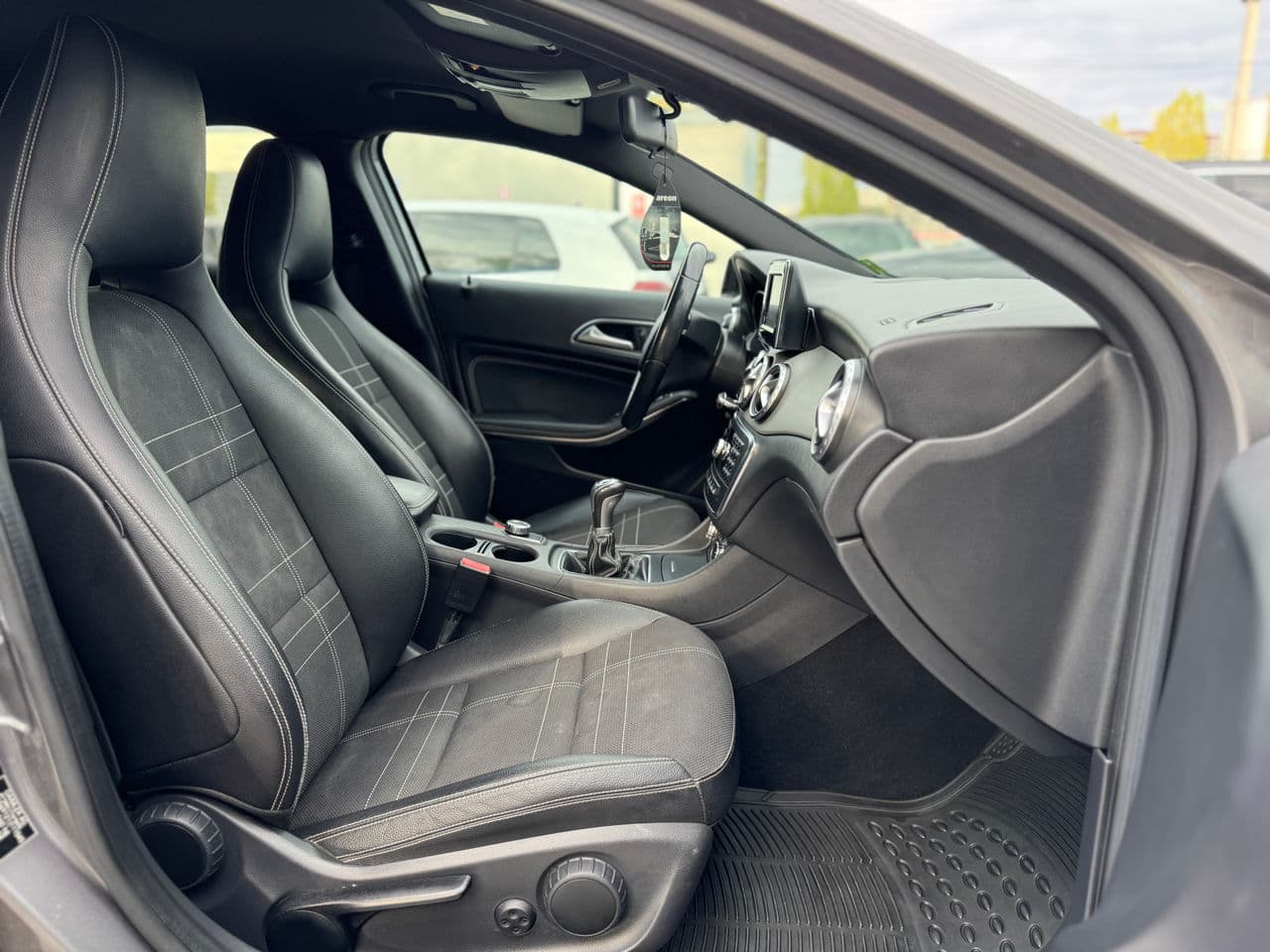 Mercedes GLA 180 2015 — Миниатюра 16