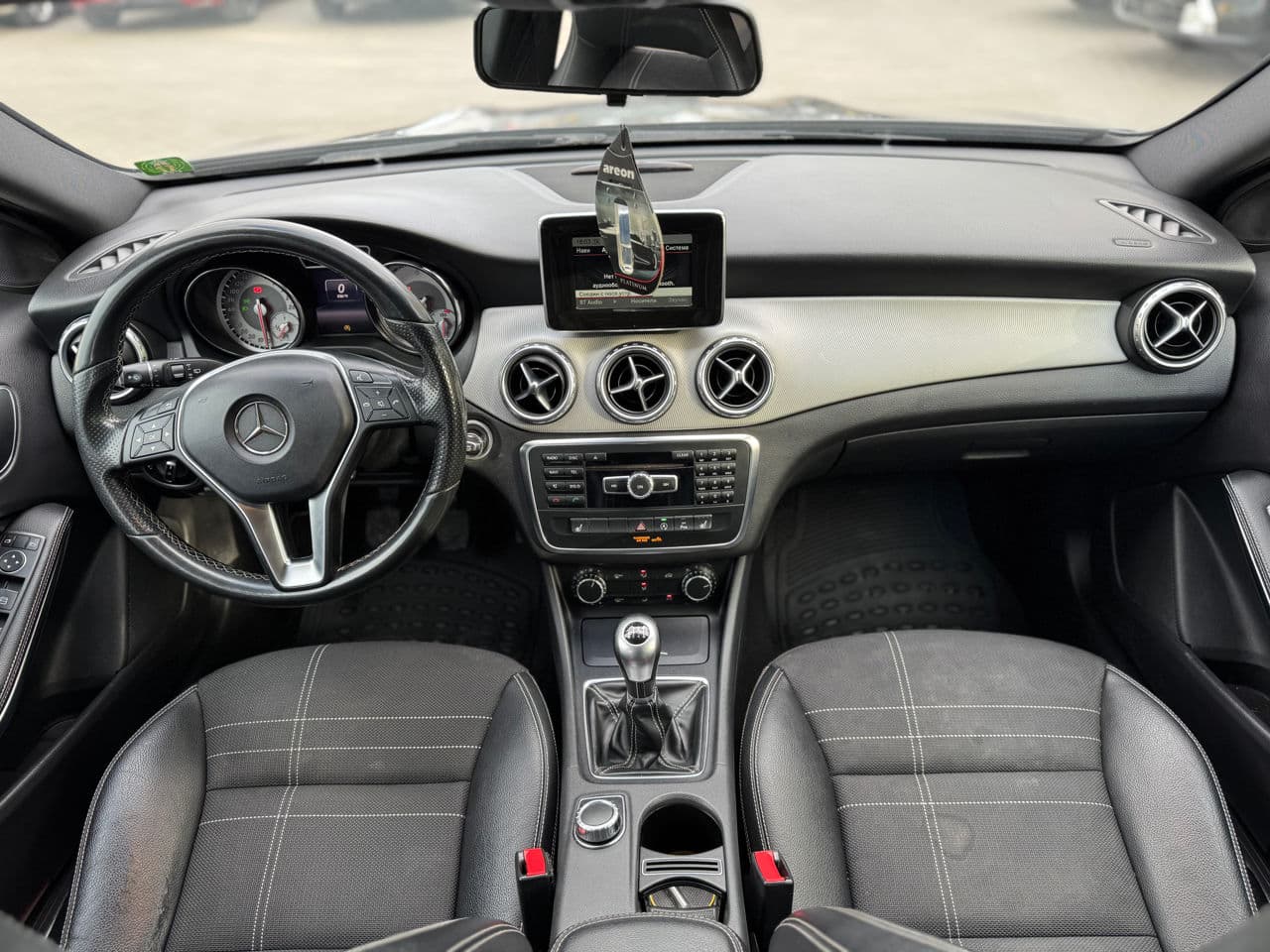 Mercedes GLA 180 2015 — Миниатюра 8