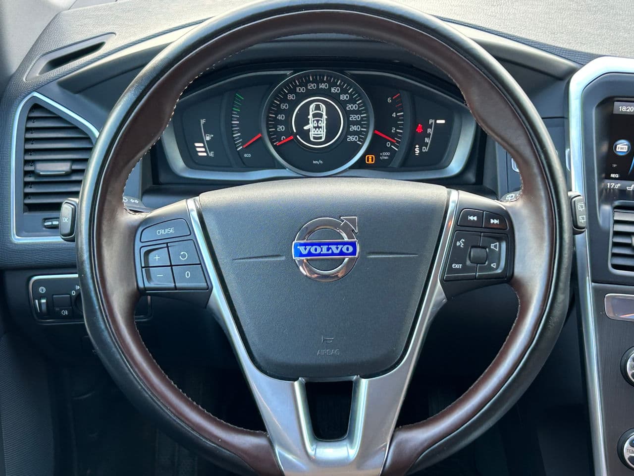 Volvo XC 60 2013 — Миниатюра 10