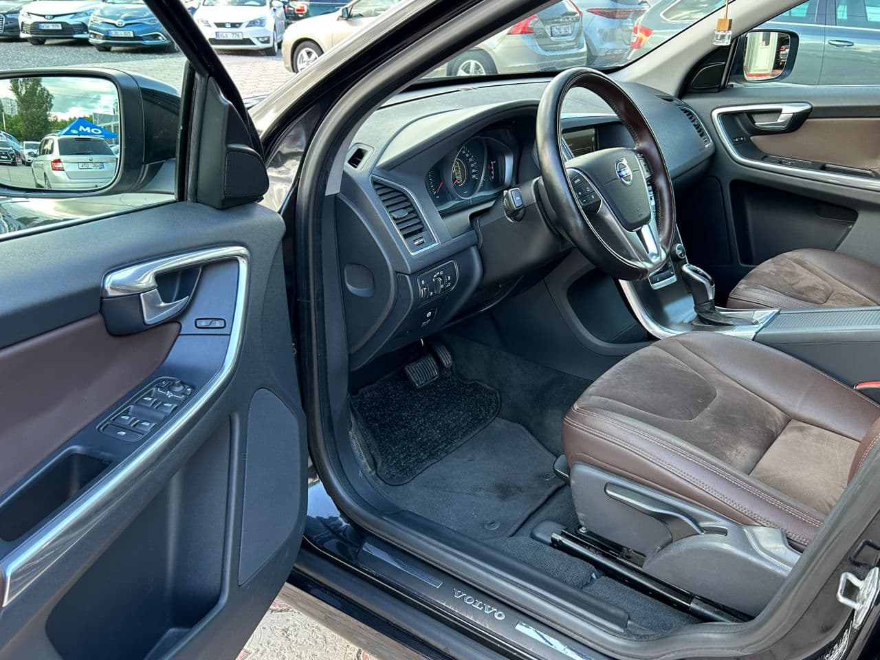 Volvo XC 60 2013 — Миниатюра 5