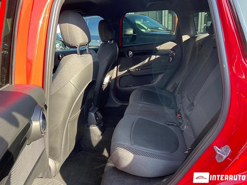 Mini Countryman Cooper S ALL4 2018 — Миниатюра 16