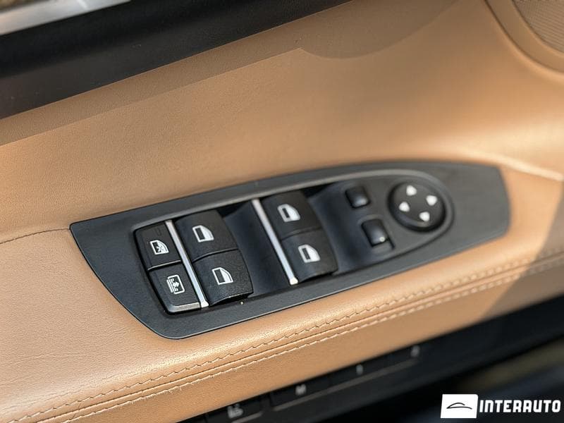 BMW 740 2012 — Миниатюра 7