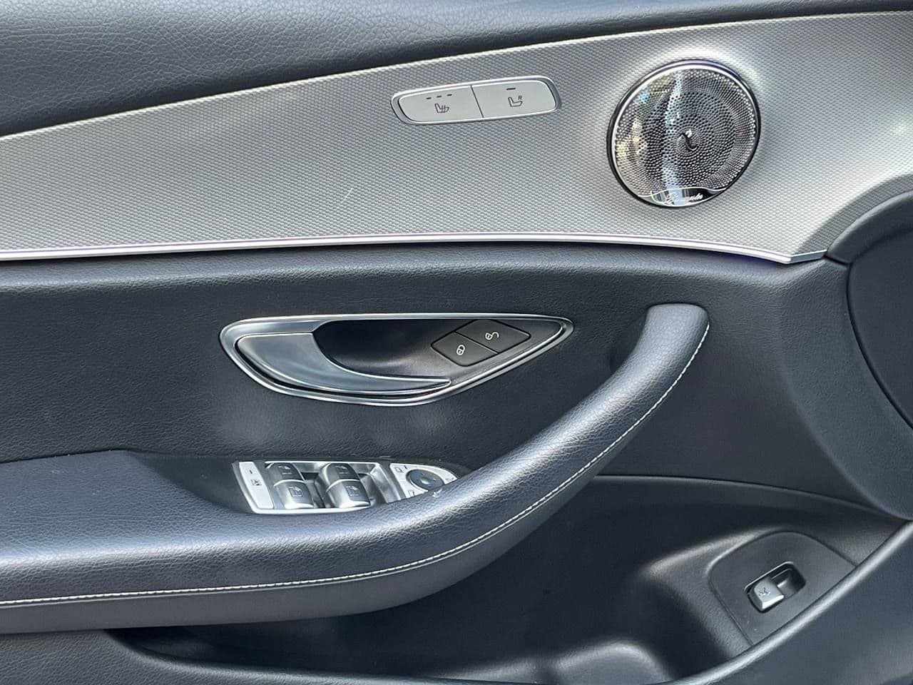 Mercedes E 220 2018 — Миниатюра 17