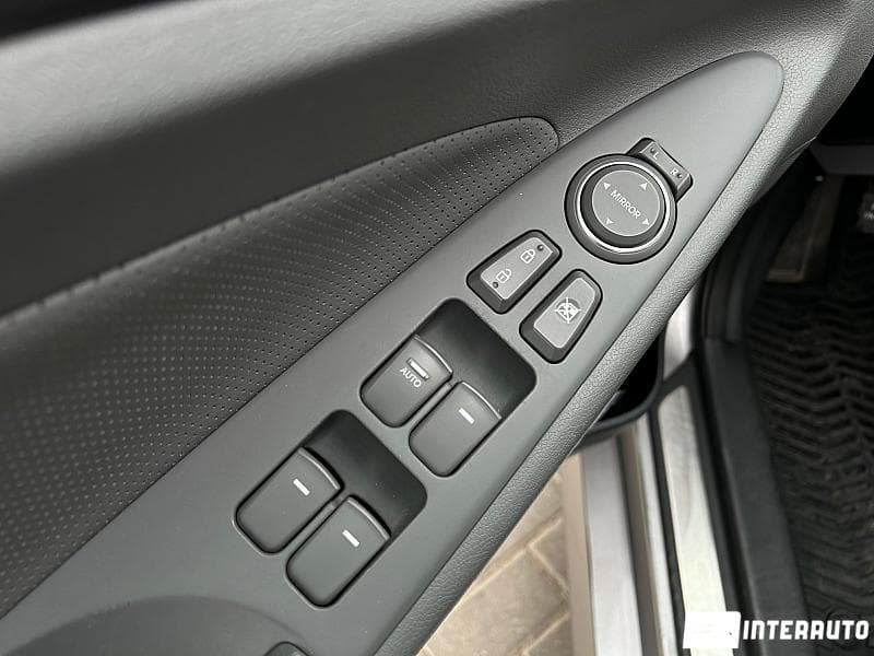 Hyundai Sonata 2012 — Миниатюра 6