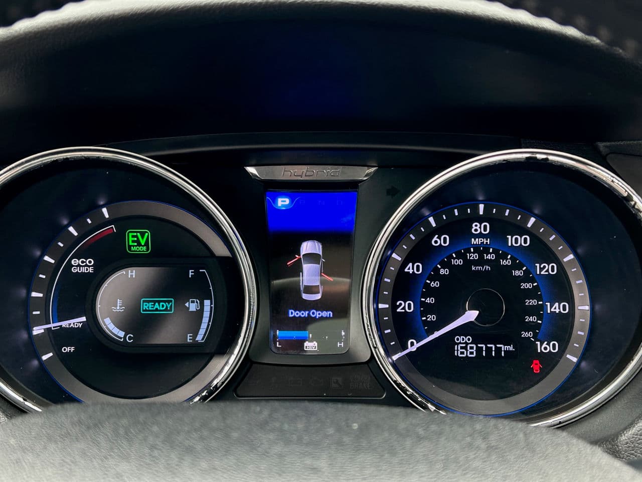 Hyundai Sonata 2012 — Миниатюра 10