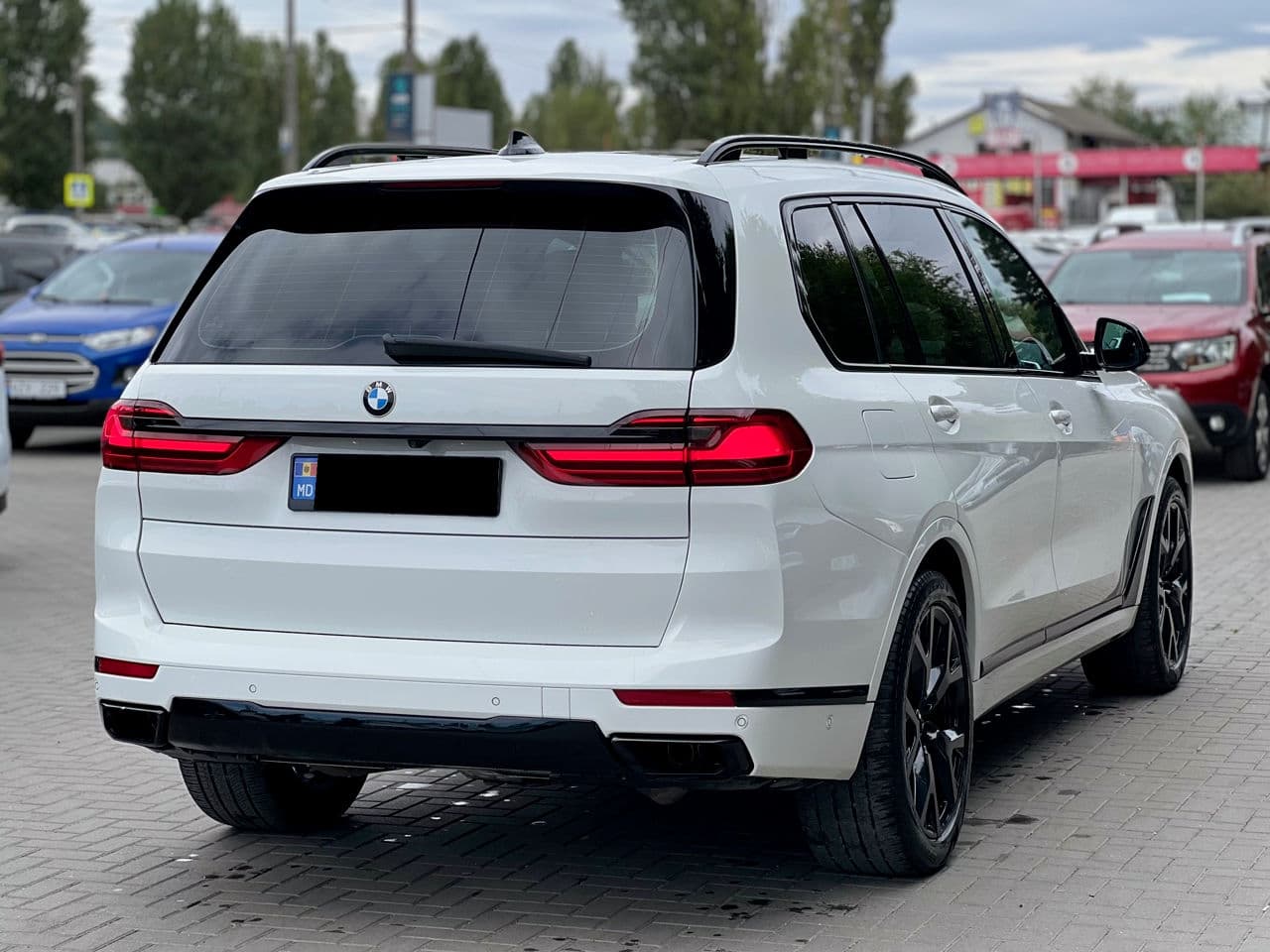 BMW X7 5.0i 2019 — Миниатюра 2