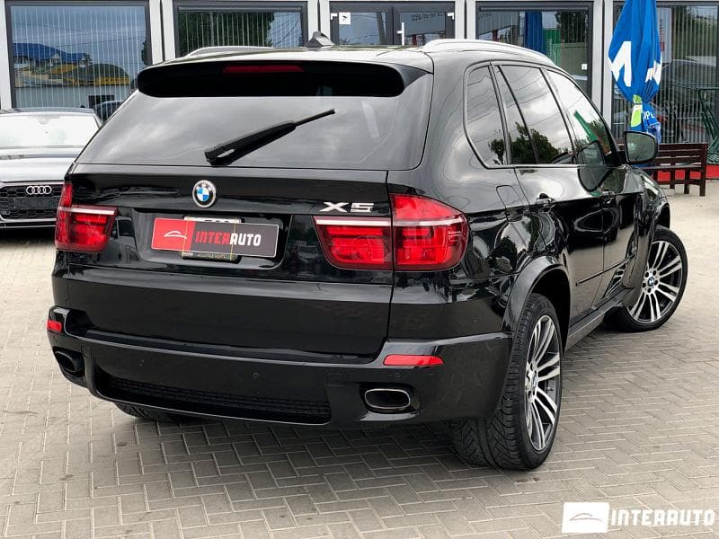 BMW X5 3.5i 2012 — Миниатюра 3