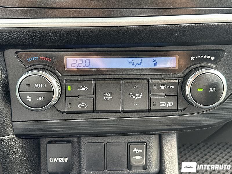 Toyota Auris 2014 — Миниатюра 10