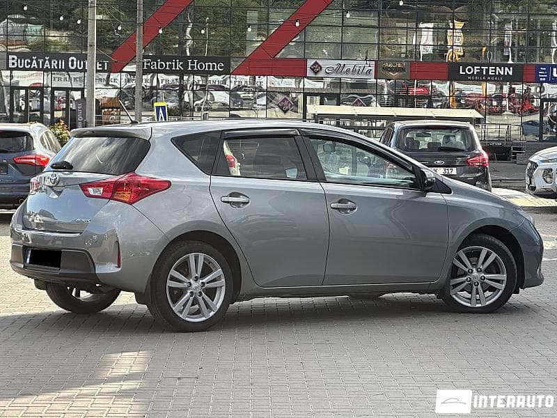 Toyota Auris 2014 — Миниатюра 3