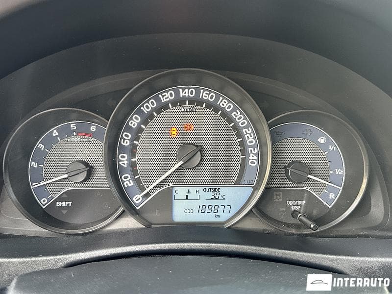 Toyota Auris 2014 — Миниатюра 8