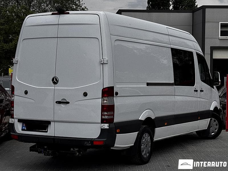 2014 Mercedes Sprinter — Miniatură 2