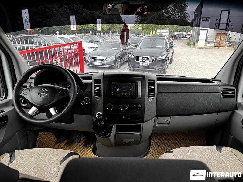 2014 Mercedes Sprinter — Miniatură 7