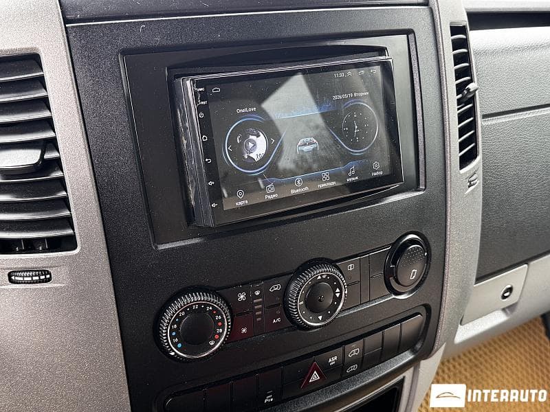 2014 Mercedes Sprinter — Miniatură 9