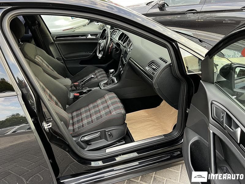 Volkswagen Golf GTI 2017 — Миниатюра 16