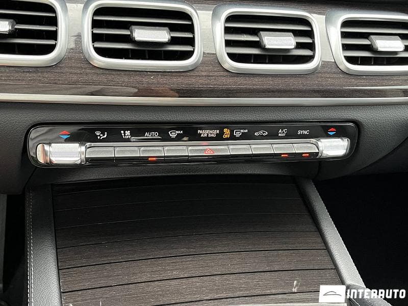 Mercedes GLE 300d 2021 — Миниатюра 16