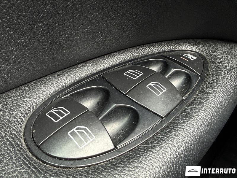 2007 Mercedes E 200 — Miniatură 7