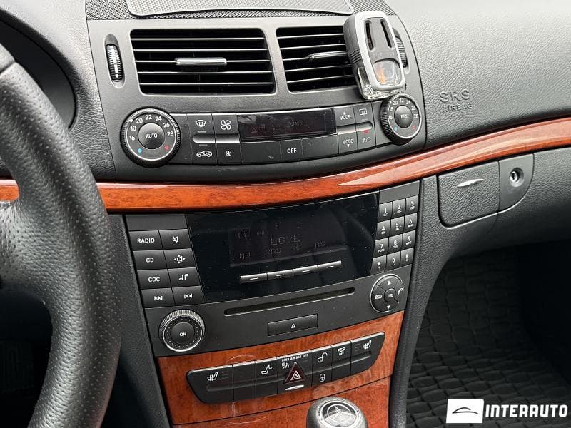 2007 Mercedes E 200 — Miniatură 13