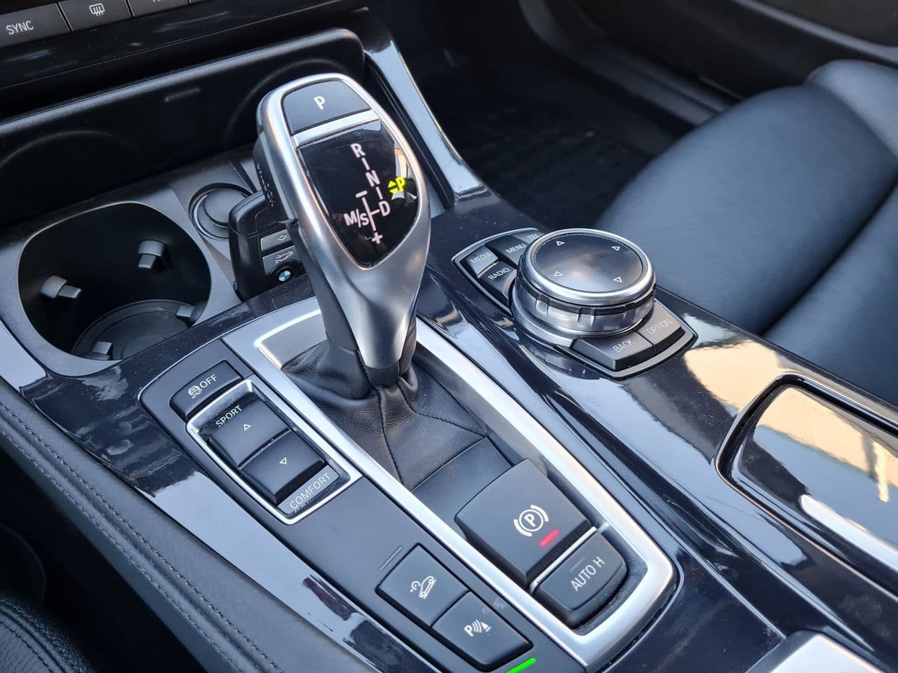 BMW 528 2013 — Миниатюра 17