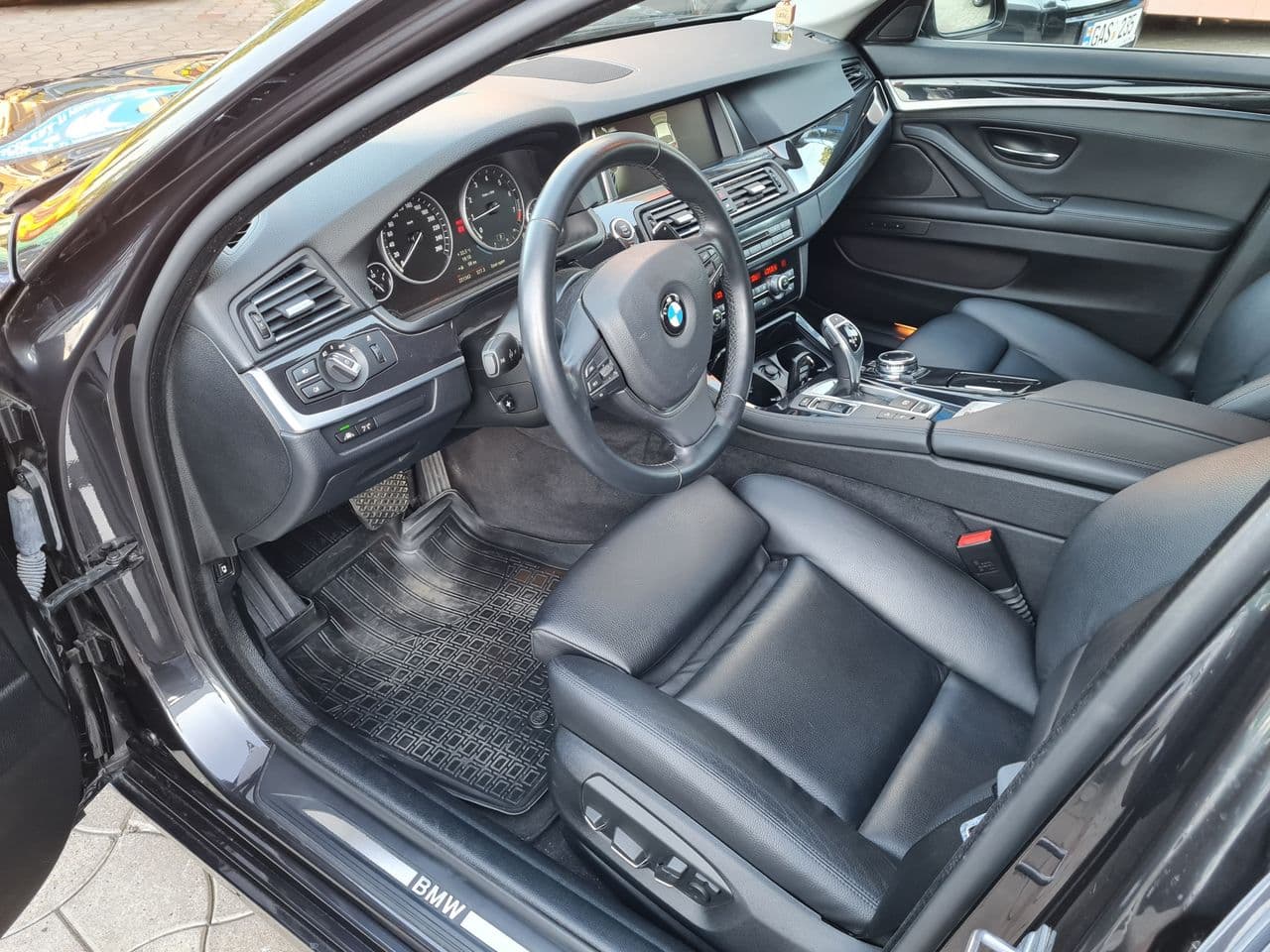 BMW 528 2013 — Миниатюра 7