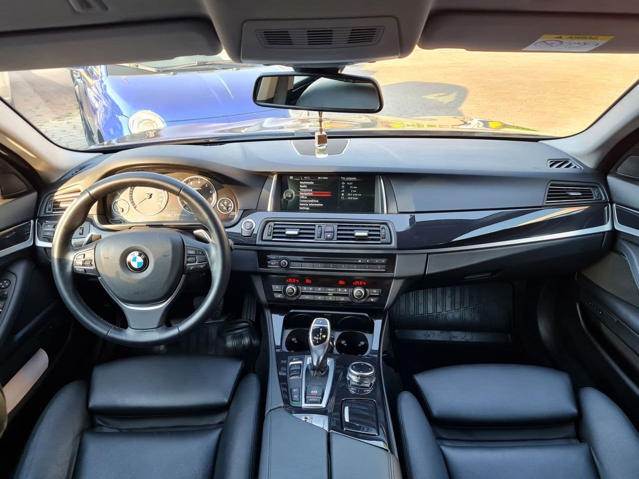 BMW 528 2013 — Миниатюра 11