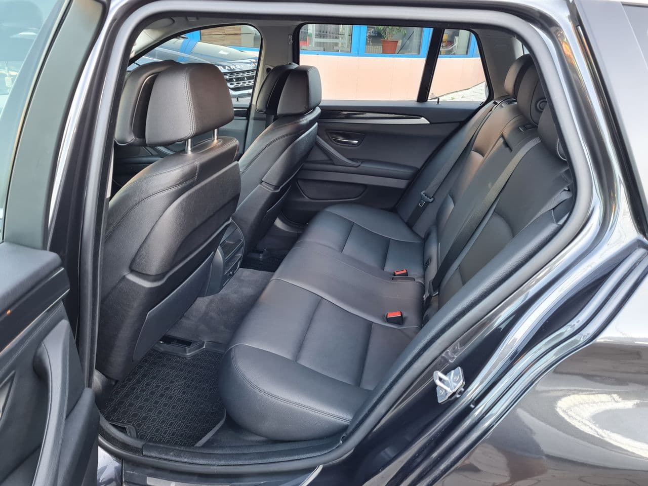 BMW 528 2013 — Миниатюра 21