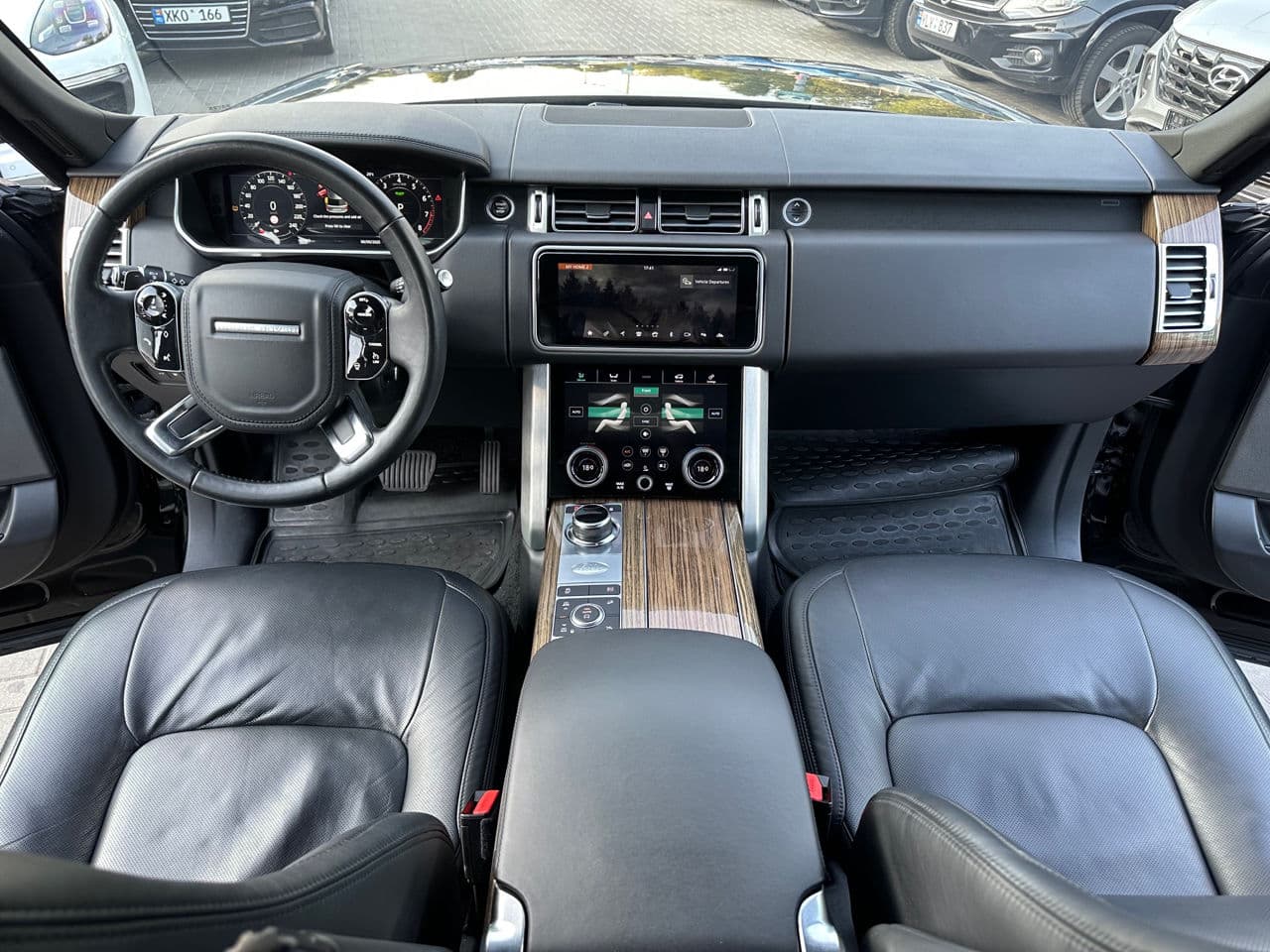 Land Rover Range Rover Vogue 2017 — Миниатюра 7
