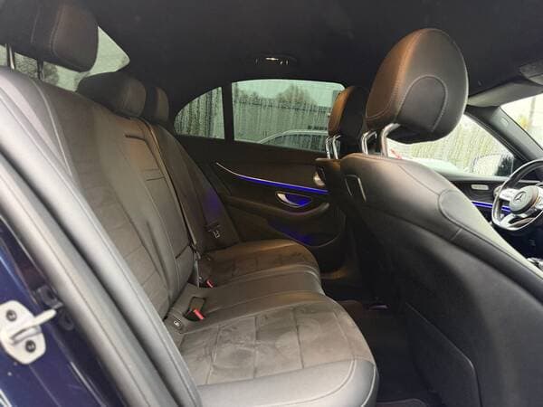 2019 Mercedes E 220 — Miniatură 17