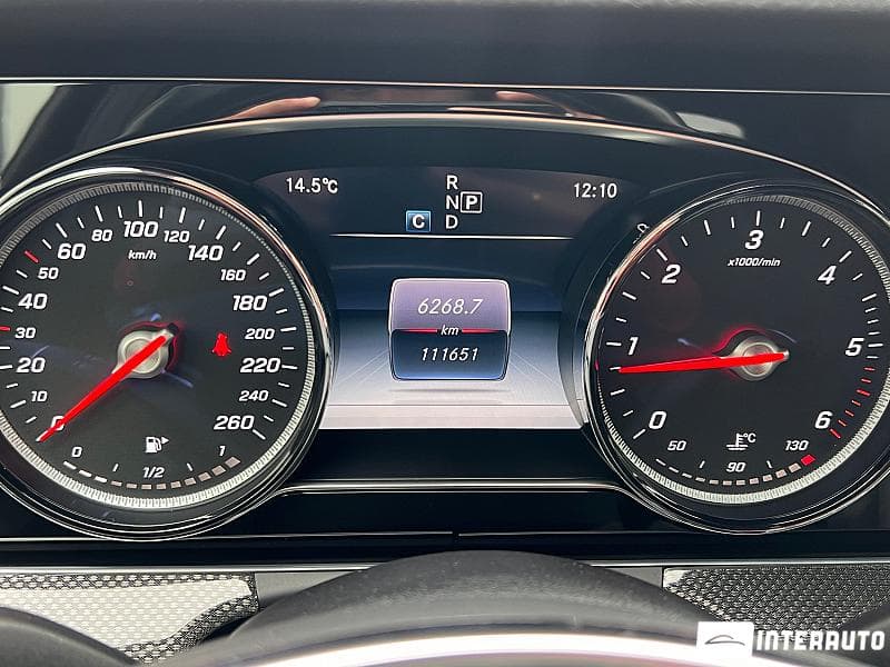 Mercedes E 220 2017 — Миниатюра 11
