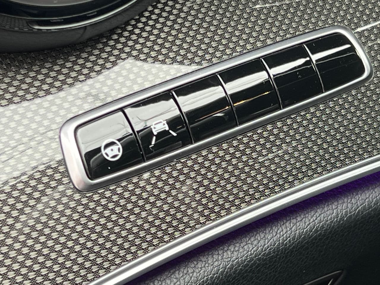 Mercedes E 220 2017 — Миниатюра 19