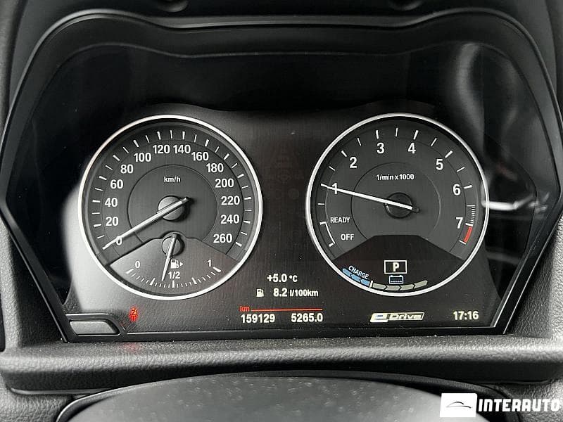 BMW 225XE 2016 — Миниатюра 11