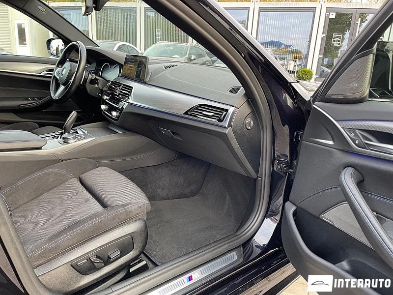 2018 BMW 530e — Miniatură 16
