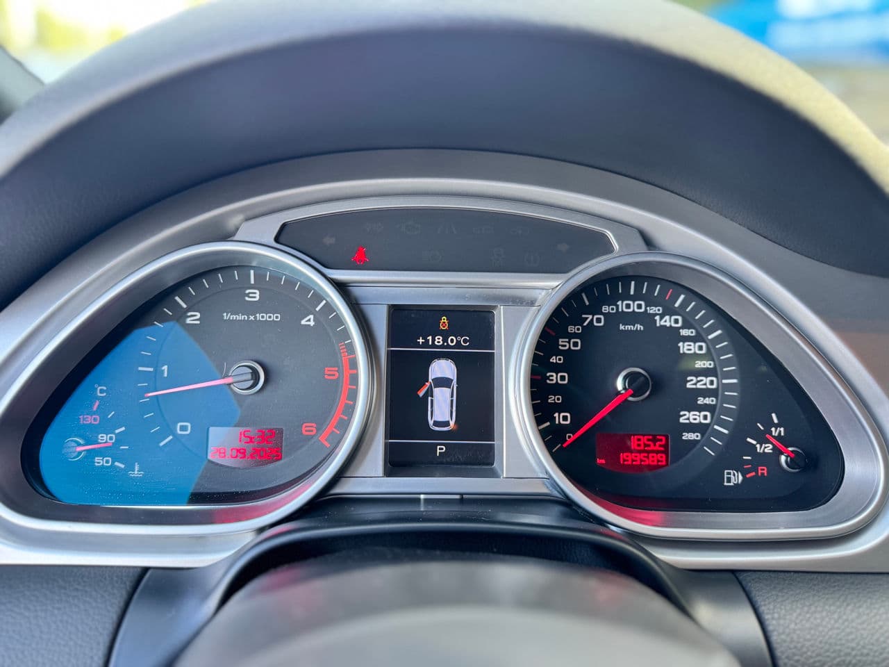 Audi Q7 2010 — Миниатюра 12