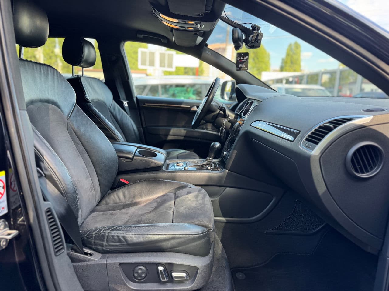 Audi Q7 2010 — Миниатюра 20